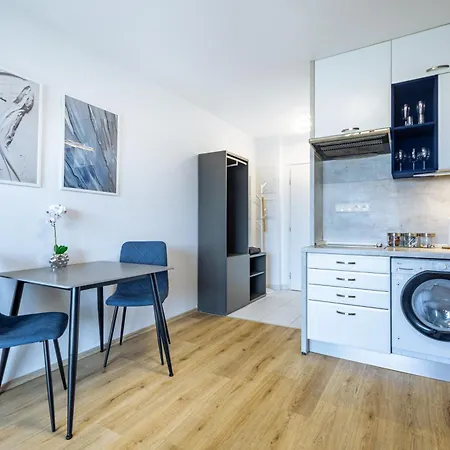 Sapphire Horizon - Parking & Balcony Apartamento *